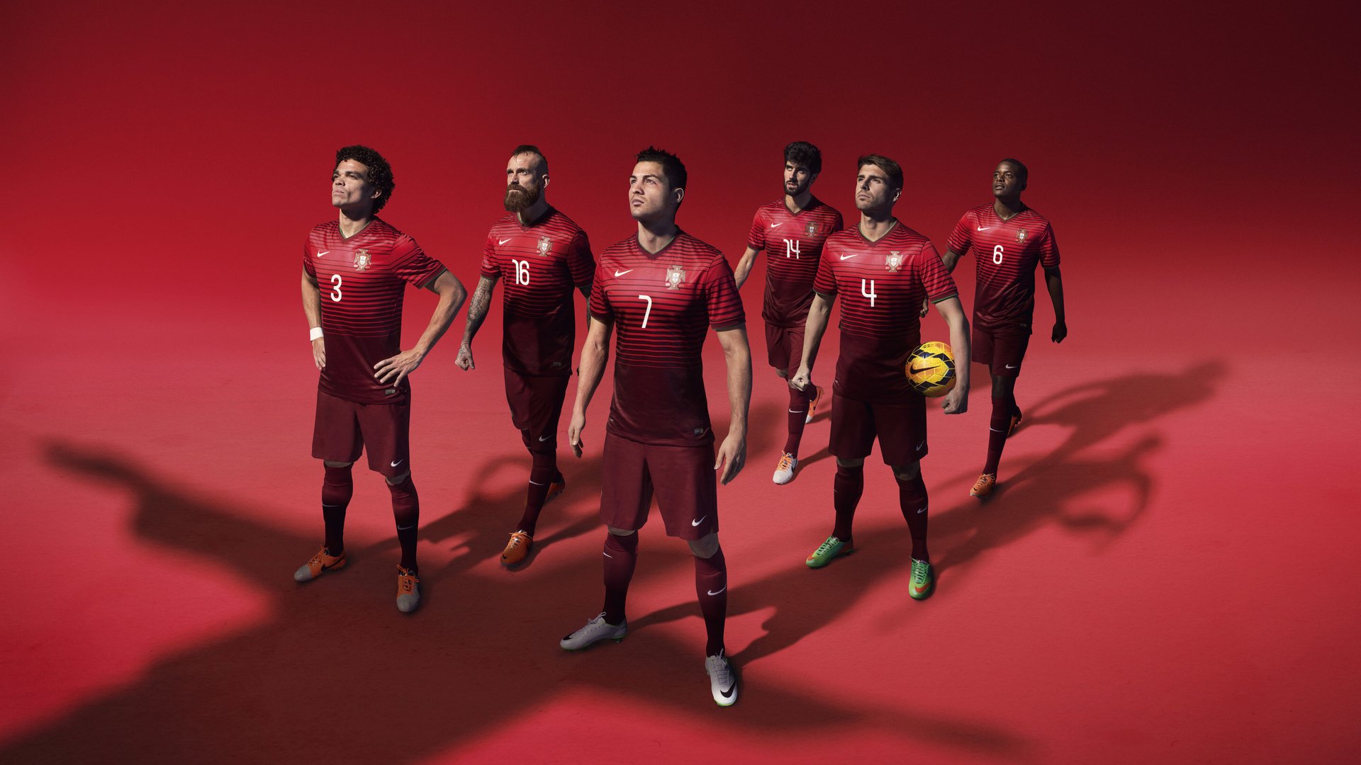 足球场馆智能照明系统节能效果显著，环保理念深入人心，足球场照明方案